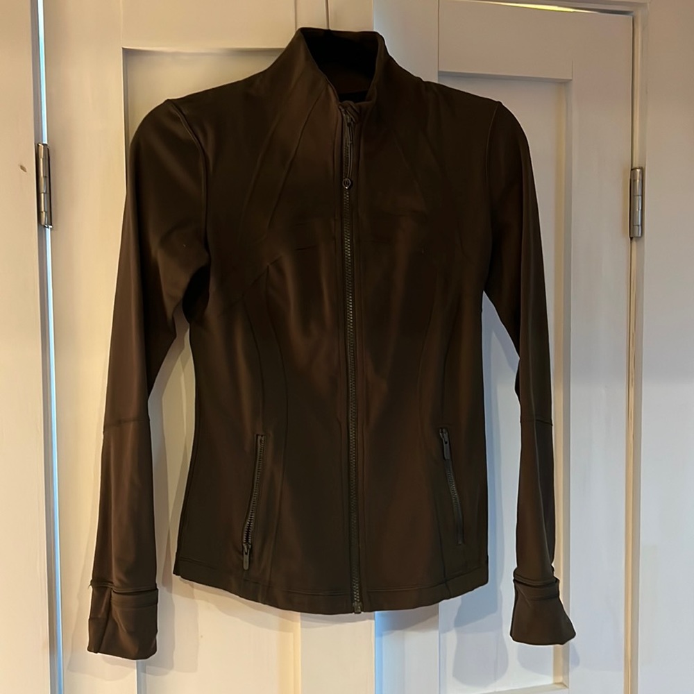 like new Lululemon define jacket 6